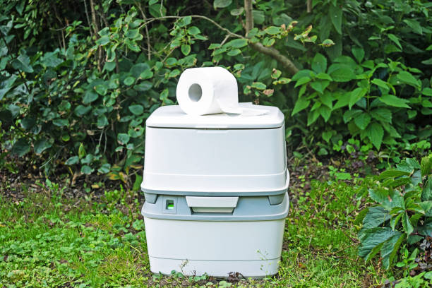 Best Portable bathroom rental  in Franklin, MI